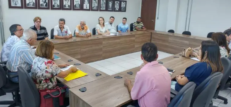 Prefeitura de Divinópolis apresenta novo destino para ambulantes