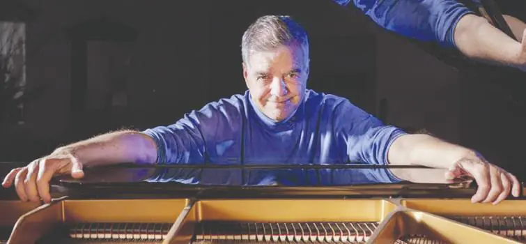 Túlio Mourão se apresenta com a Orquestra Sesiminas