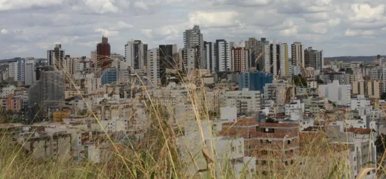 PIB de Divinópolis avança, mas mantém trajetória de crescimento menor
