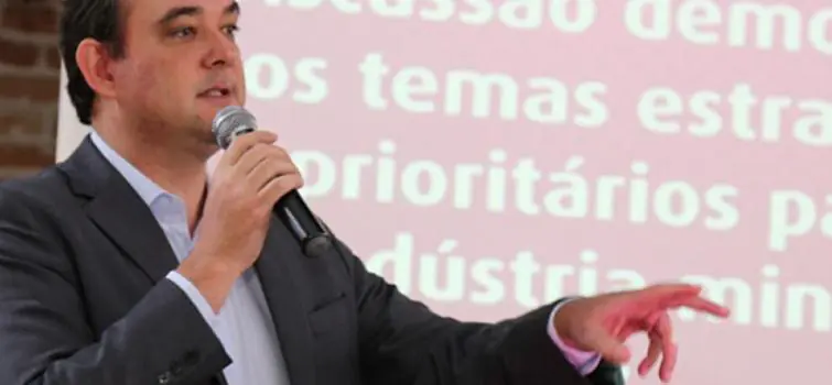 Fiemg aposta na retomada da indústria