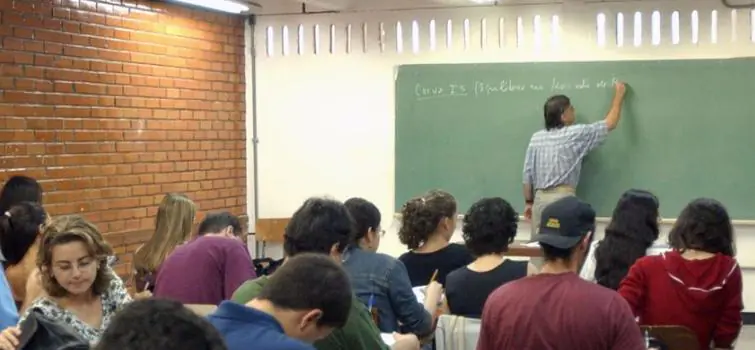 Ministério da Educação adia inscrições do ProUni e do Fies