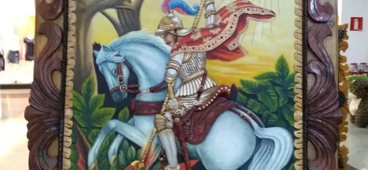 Artista com obras no Vaticano expõe em Divinópolis