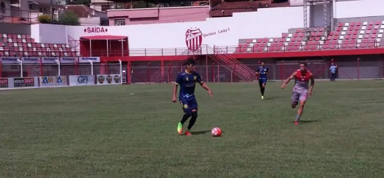 Serranense venceu Villa Nova em jogo-treino ontem em Nova Lima