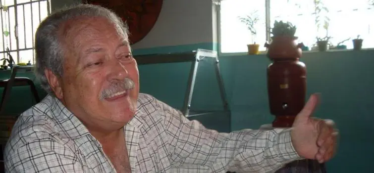 Márcio Almeida lança Vesânia