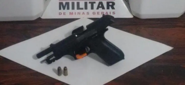 Cinco são presos e um apreendido em Divinópolis por porte ilegal de armas