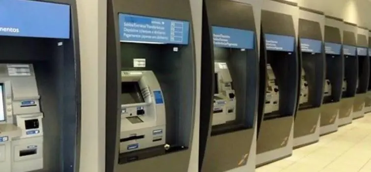 Agências bancárias só voltam a abrir na quarta-feira às 12h