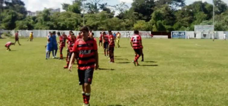 Rodada de goleadas pela Super Copa Ouro de base