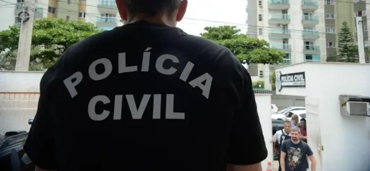 Suspeito de assassinato confessa crime