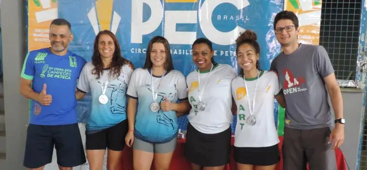 Atletas do Estrela são campeões Adulto e Máster Open de Peteca