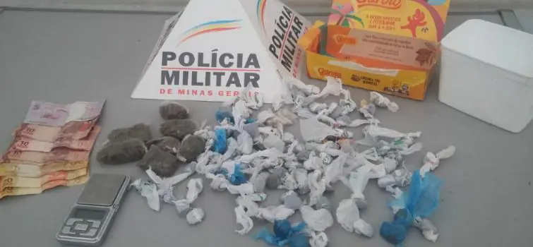 Polícia Militar apreende 95 buchas de maconha em Pará de Minas