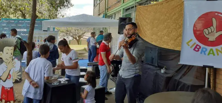 Escola Estadual promove feira de ciências