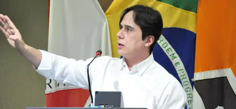 Vereador cai na Comissão de Ética