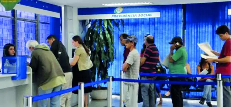 Prazo para receber benefícios da antiga aposentaria termina hoje