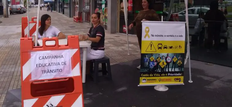 Natal Sem Stress conscientiza pedestres e motoristas