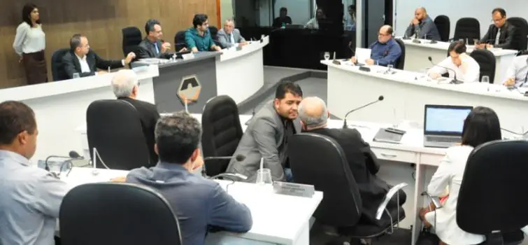 Saúde domina discursos na Câmara