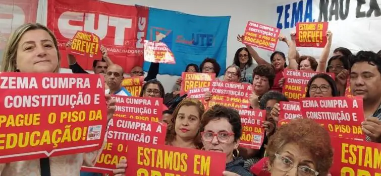 Escolas paralisadas em Divinópolis retomam atividades