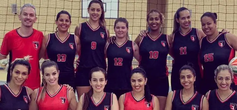 Vôlei feminino da Unity Divinópolis campeã invicta em São João del-Rei
