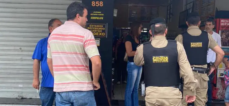 Fiscalização interdita cinco estabelecimentos no fim de semana em Divinópolis