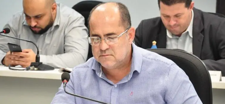 Sargento Elton não entrega renúncia