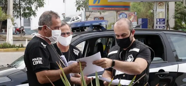Ação do Procon em parceira com a Polícia Civil fiscaliza postos de combustível em Divinópolis