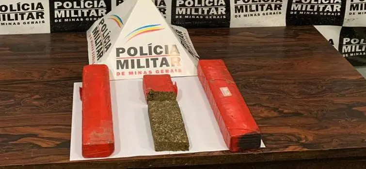 PM prende suspeito de tráfico de drogas no Nova Fortaleza II