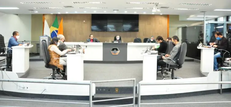 Vereadores aprovam dois projetos na 9ª Reunião Extraordinária