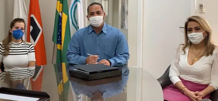 Presidente do PSB viabiliza R$ 1 milhão com deputado para a saúde em Divinópolis
