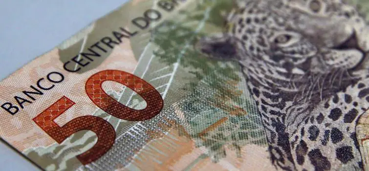 Contas públicas devem fechar este ano com déficit de R$ 828,6 bi