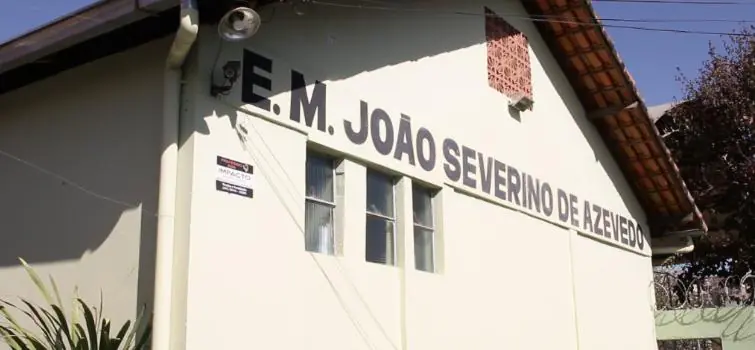 Live junina promete diversão a alunos de escola municipal em Divinópolis