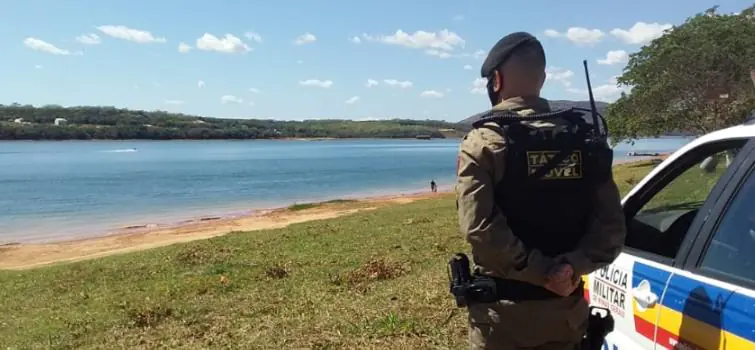 PM fecha cerco a baderneiros e criminosos no Lago das Roseiras