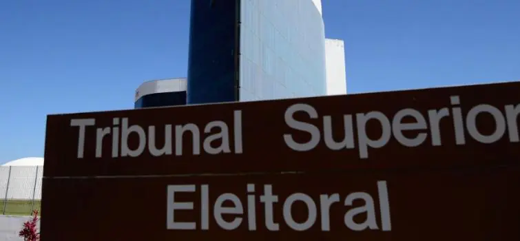TSE decide que adiamento de eleições libera candidatura de ficha-suja