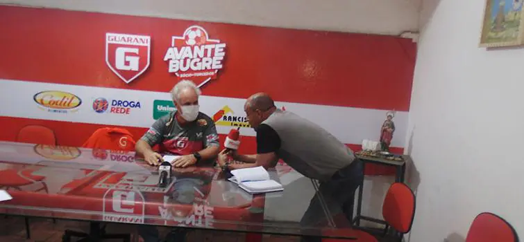 Guarani adia apresentação da nova comissão técnica