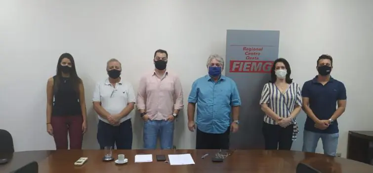 Reunião em Divinópolis define cronograma de elaboração do plano de descarte do resíduo da construção civil