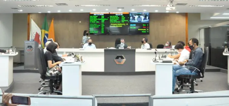 Vereadores aprovam orçamento de R$ 814 milhões para próximo ano