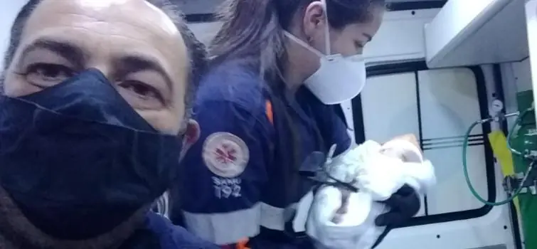 Equipe do Samu realiza parto de emergência em Formiga; veja fotos