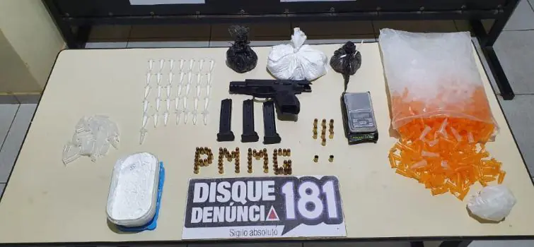 Lagoa do Prata: Homem é preso com arma de fogo, munições e drogas