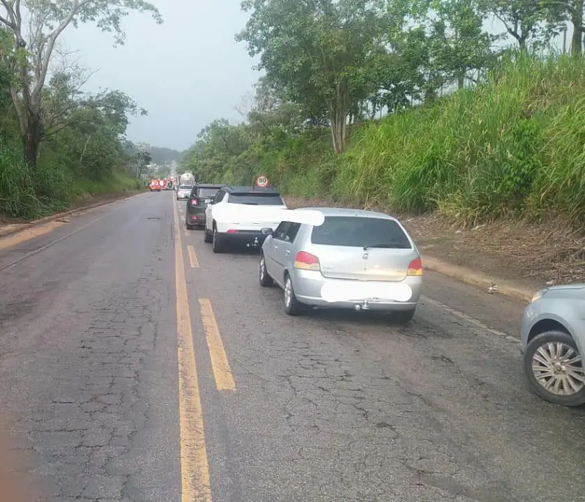 Acidente grave deixa ao menos cinco mortos entre Itaúna e Pará de Minas