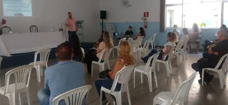 Voluntários se unem pela construção de centro de educação infantil em Divinópolis