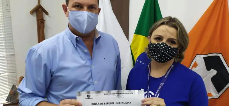 Presidência da Câmara de Divinópolis firma parceria e oferece bolsa de estudos a servidores
