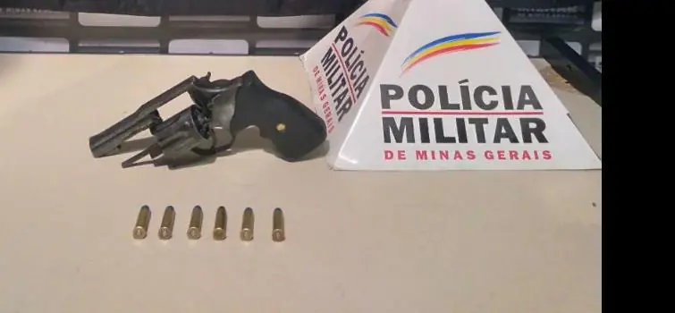 Jovem é preso com revólver ilegal no bairro São João de Deus