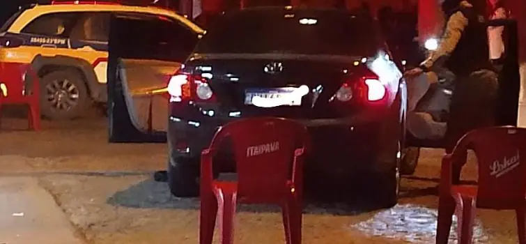 Homem é executado em porta de bar no bairro São José