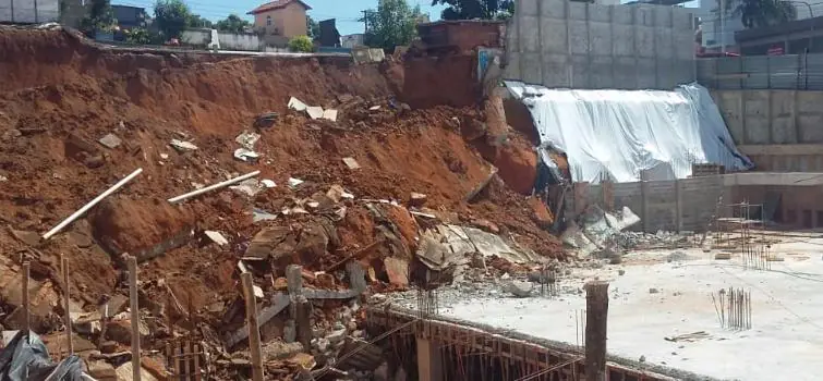 Reconstrução dos túmulos do Cemitério da Paz deve ser concluída até novembro