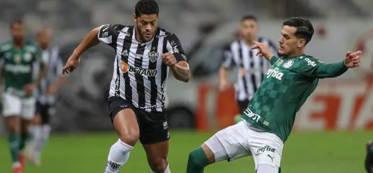 No duelo dos líderes, Atlético Mineiro vence o Palmeiras no Mineirão
