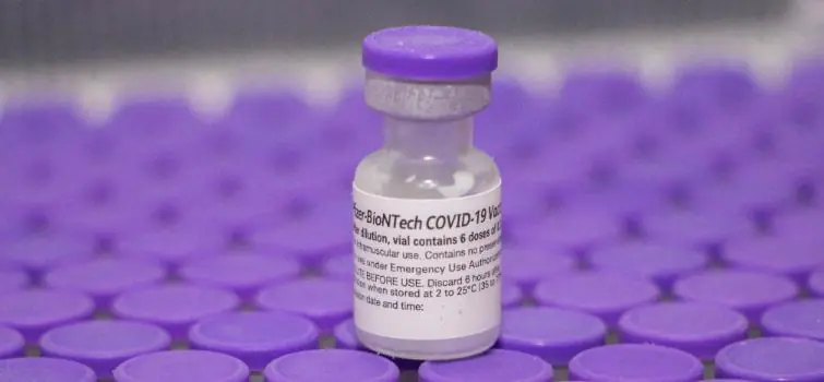 Minas recebe 325.260 doses do imunizante Pfizer