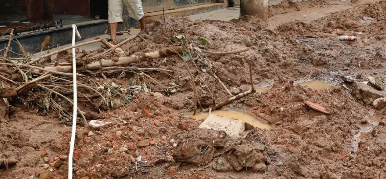Número de mortos em Petrópolis chega a 152