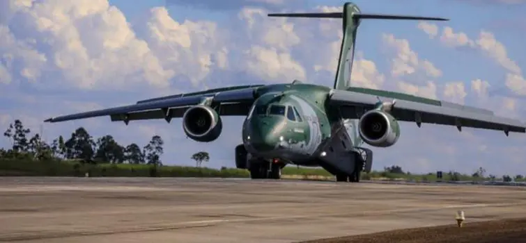FAB coloca aviões de prontidão para retirada de brasileiros da Ucrânia
