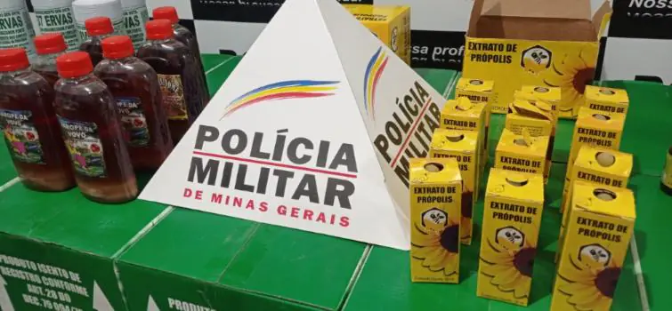 PM fecha fábrica clandestina de medicamentos em Santo Antônio do Monte