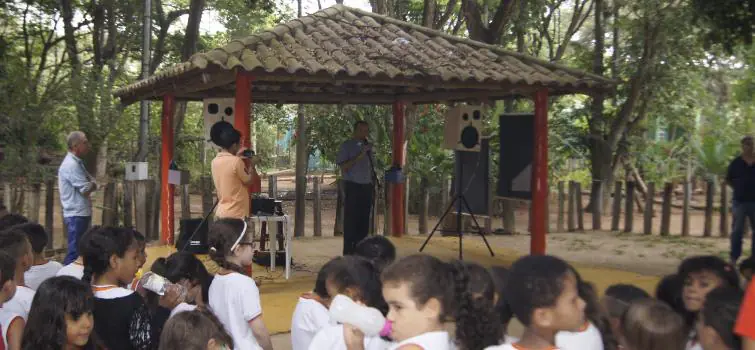 Sala Verde reúne alunos para celebrar o Dia da Terra