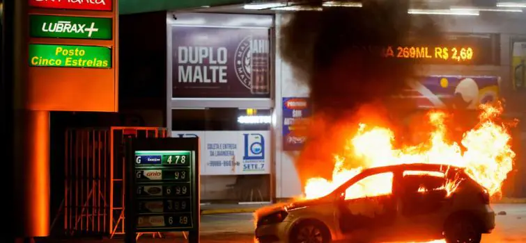 Secretaria diz que identificará vândalos de manifestação em Brasília