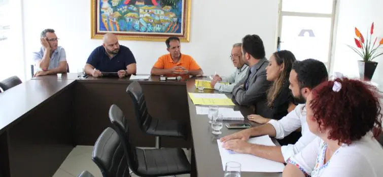 Secretária afirma ter sido ofendida pelo simples fato de ser mulher